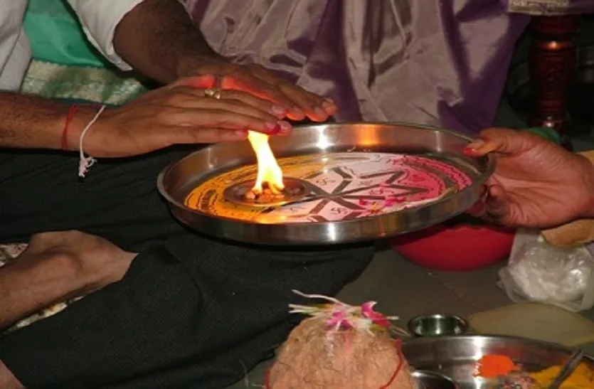ಅರತಿಯ ಮಹತ್ವ ತಿಳಿದುಕೊಳ್ಳಿ..!!