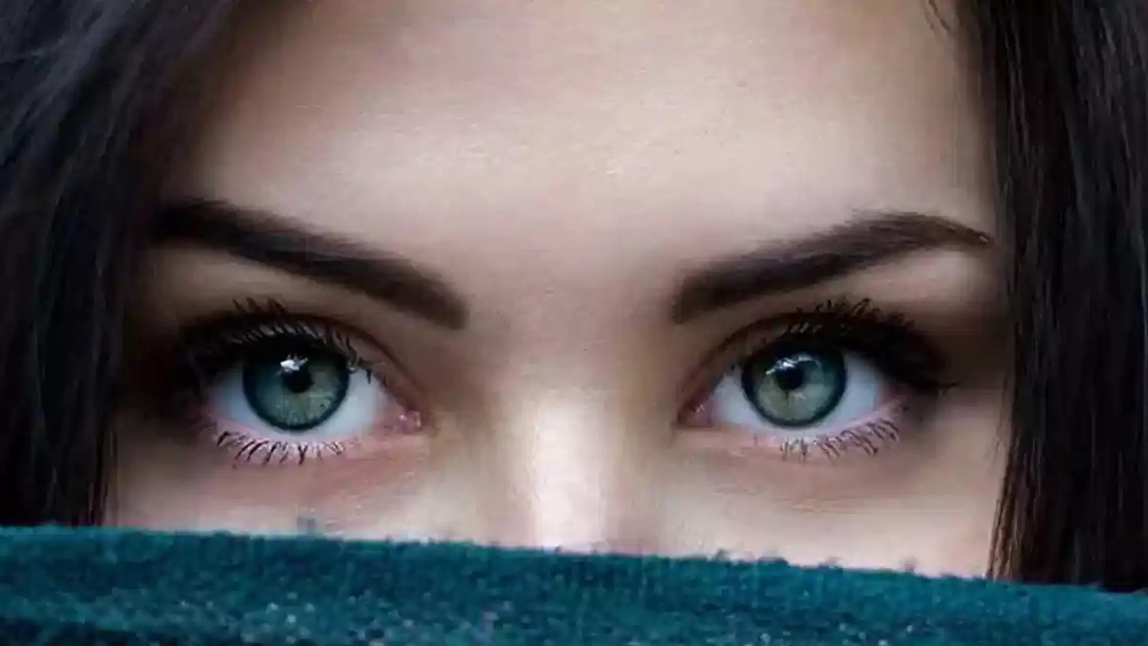 blue eyes